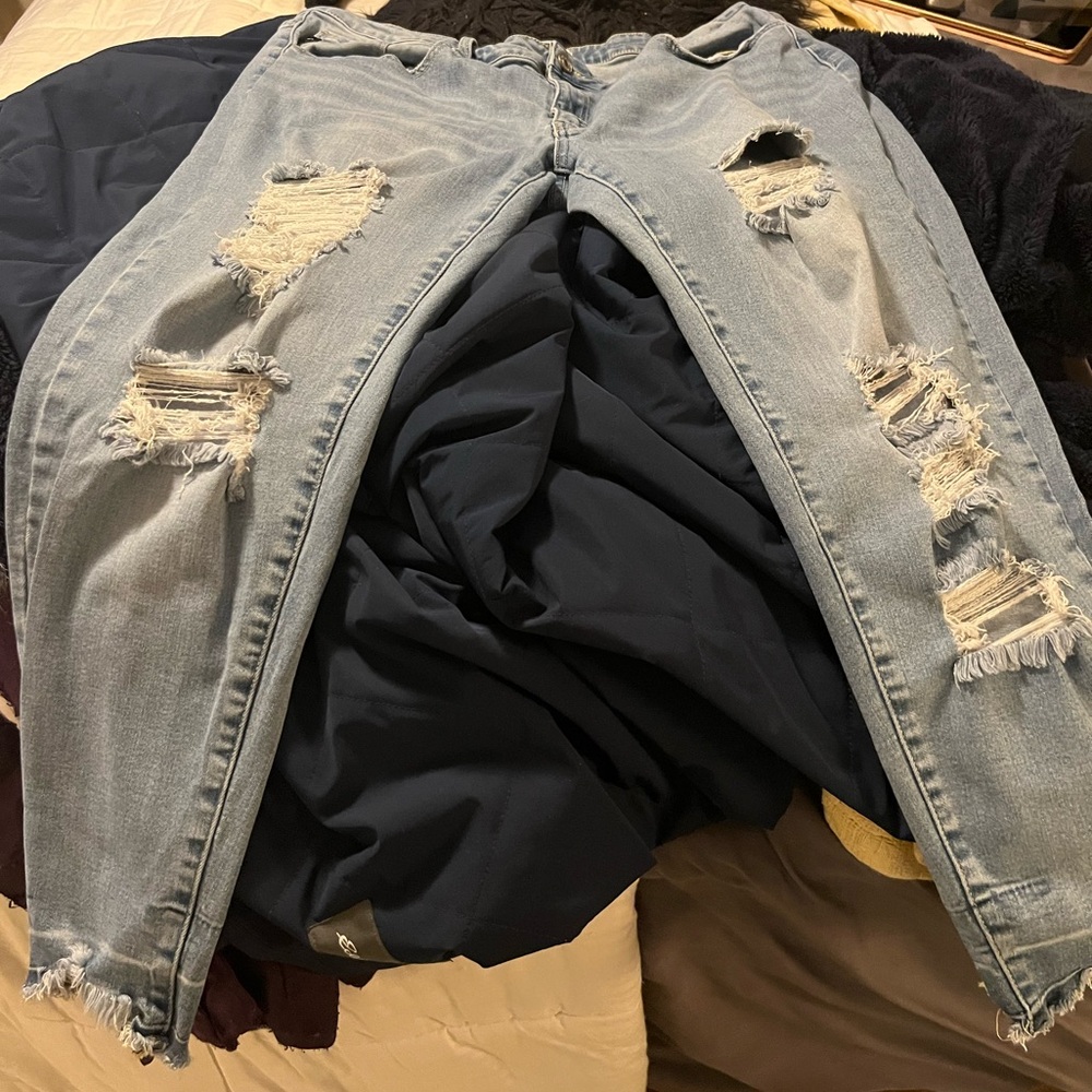 KanCan Light Wash Distressed Skinny Jeans